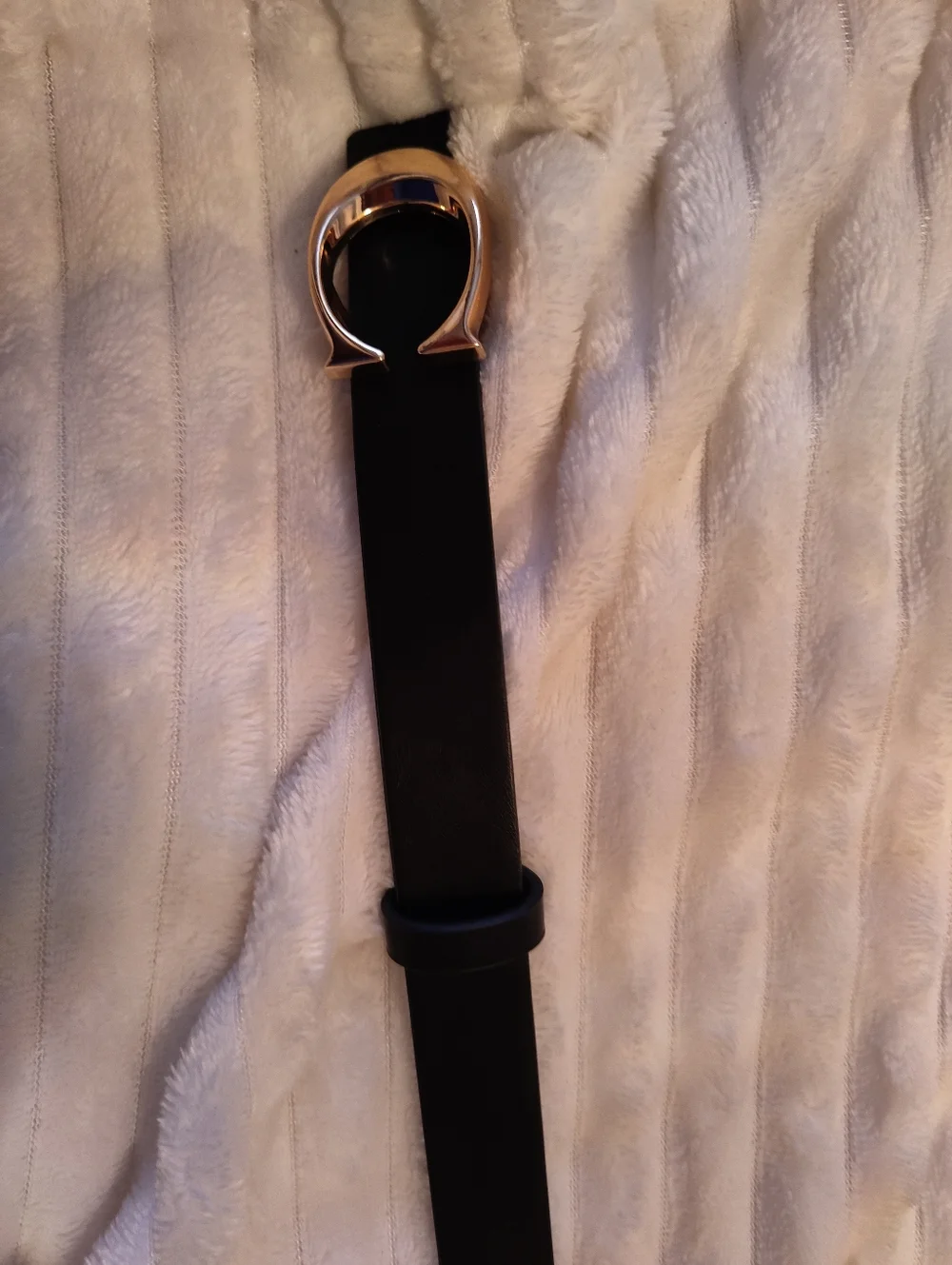 Black C Buckle Adjustable Belt High Quality Luxury Vegan Leather New - Picture 4 of 8